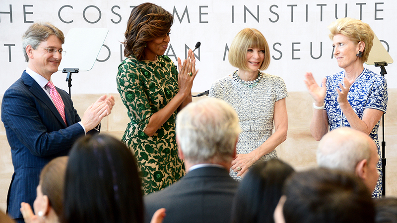 Illustration for article titled Michelle Obama Assists in Opening Anna Wintour's Fancy New Lair
